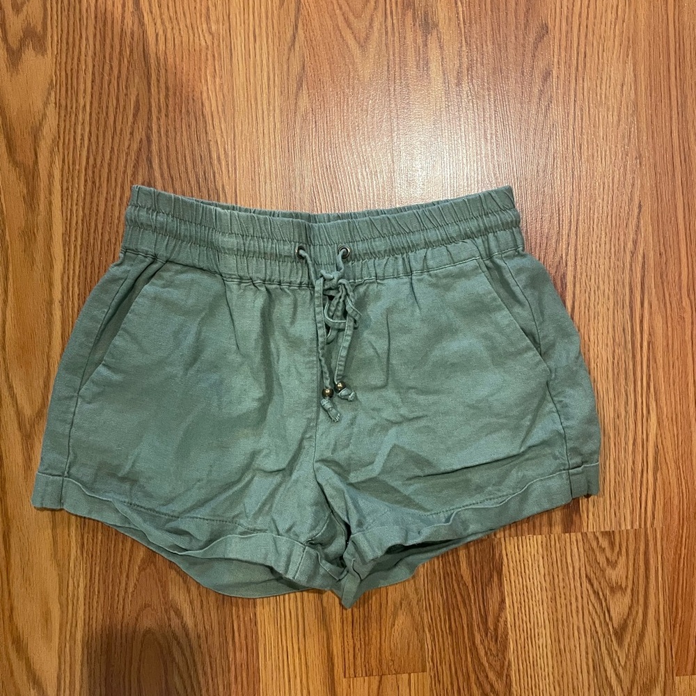 Love Tree Sage Green Women's Cargo Shorts
